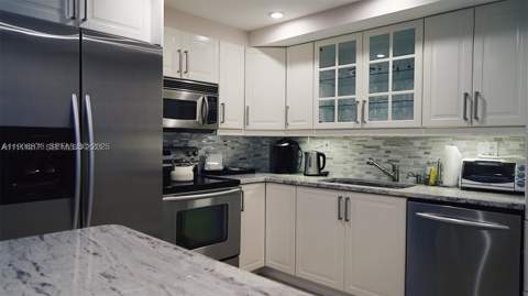 18151 NE 31st Ct 1912, Aventura FL - photo 12 of 59