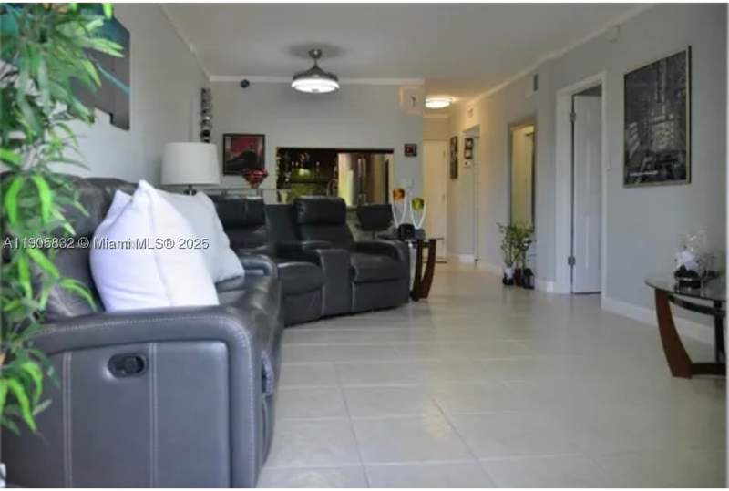 1 bedroom Condominium at 10900 SW 104th St 314, The Berkeley Condo, Miami — photo 4
