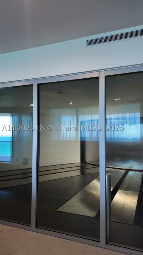 18555 Collins Ave 905, Sunny Isles Beach FL - photo 10 of 38