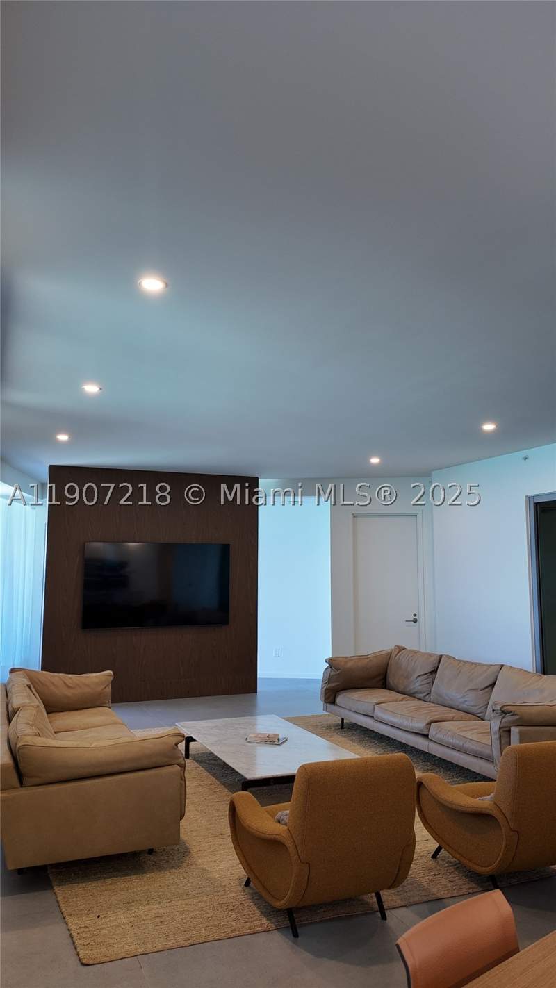 4 bedroom Condominium at 18555 Collins Ave 905, 18555 Collins Avenue Cond, Sunny Isles Beach — photo 3