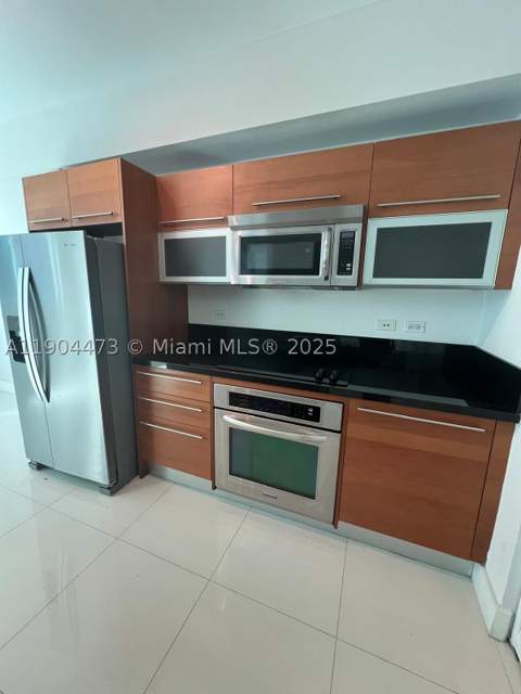 244 Biscayne Blvd 908, Miami FL - photo 14 of 42