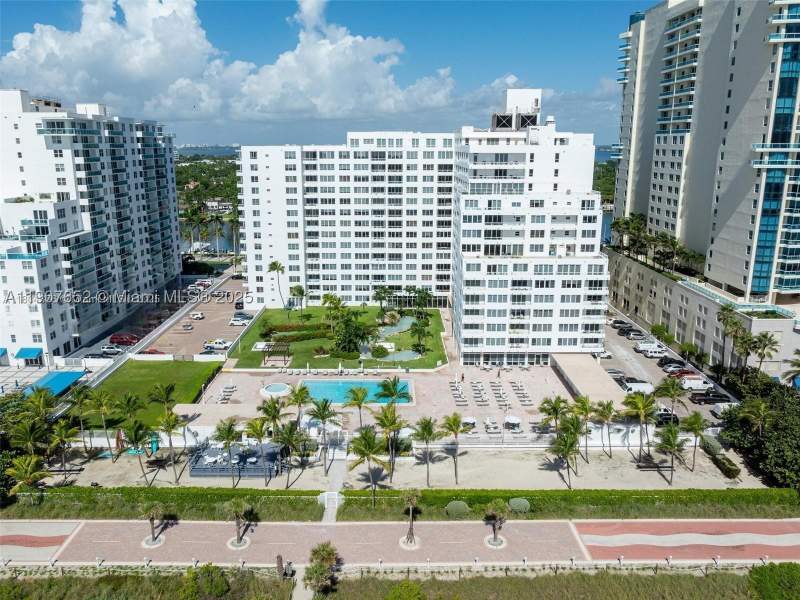 1 bedroom Condominium at 5005 Collins Ave 1523, The Carriage Club North C, Miami Beach — photo 5