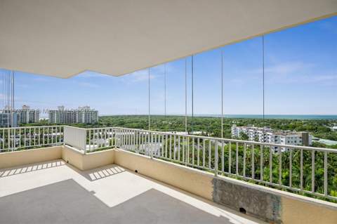 789 Crandon Blvd 1005, Key Biscayne FL - photo 10 of 60