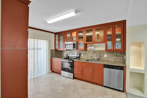 4350 W 11th Ct 62, Hialeah FL - photo 6 of 37