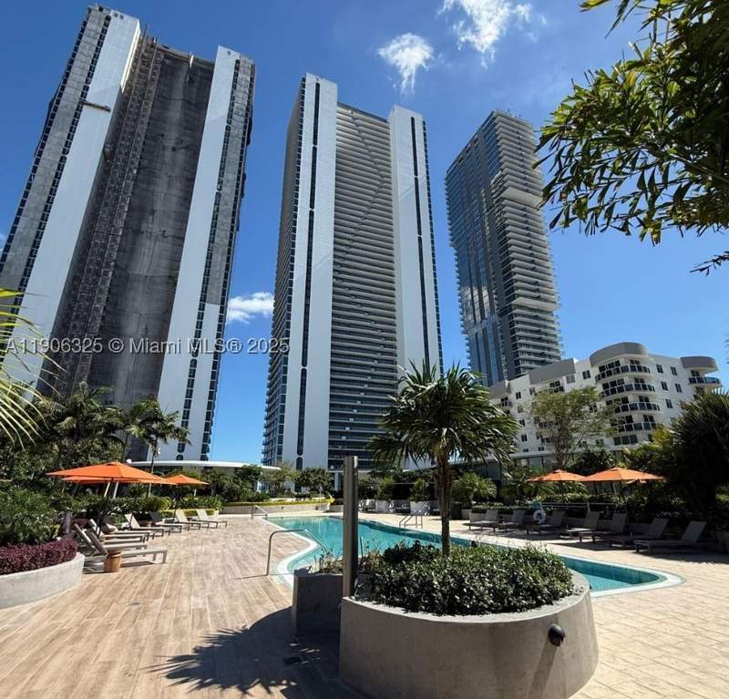1 bedroom Condominium at 700 NE 24 203, Aria Reserve, Miami — photo 4