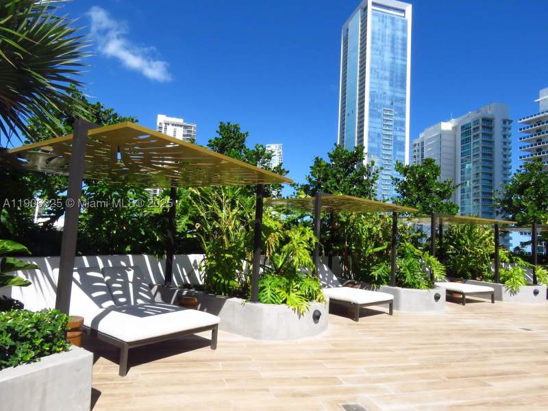 1 bedroom Condominium at 700 NE 24 203, Aria Reserve, Miami — photo 5