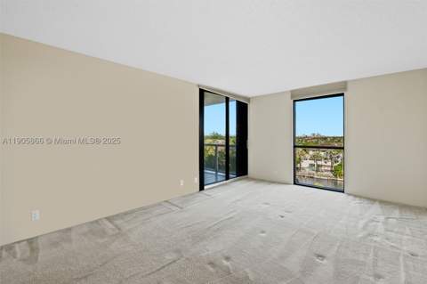 3598 Yacht Club Dr 602, Aventura FL - photo 17 of 29