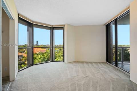 3598 Yacht Club Dr 602, Aventura FL - photo 23 of 29