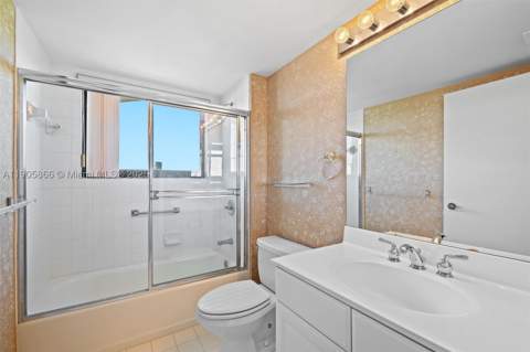 3598 Yacht Club Dr 602, Aventura FL - photo 24 of 29