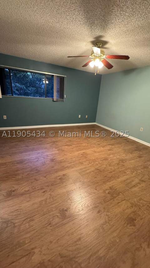 15039 SW 89th Terr Rd, Miami FL - photo 7 of 22