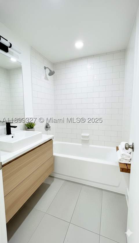 1351 NE Miami Gardens Dr 1404E, Miami FL - photo 11 of 16
