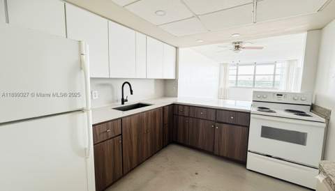 1351 NE Miami Gardens Dr 1404E, Miami FL - photo 6 of 16