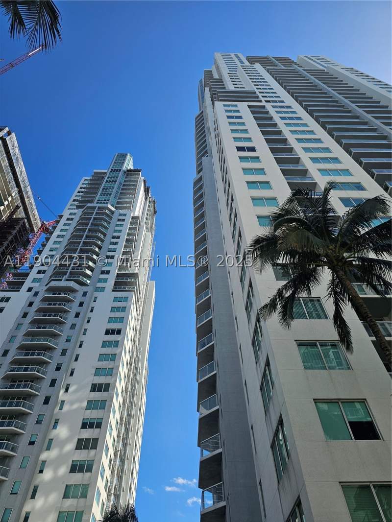 2 bedroom Condominium at 244 Biscayne Blvd 303, Vizcayne North Condo, Miami — photo 2