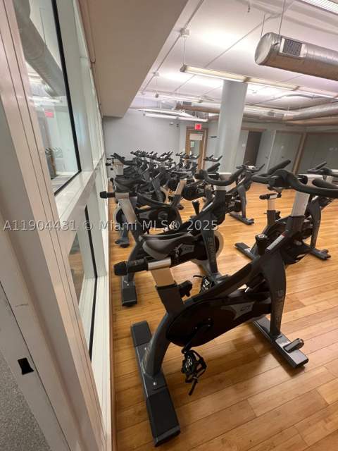 244 Biscayne Blvd 303, Miami FL - photo 6 of 10