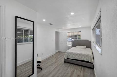 7231 SW 6th St, Miami FL - photo 10 of 34