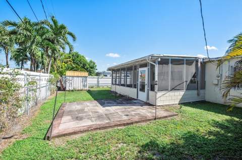 7231 SW 6th St, Miami FL - photo 24 of 34