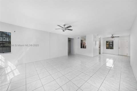 7712 Byron Ave 2, Miami Beach FL - photo 6 of 25