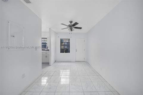 7712 Byron Ave 2, Miami Beach FL - photo 9 of 25