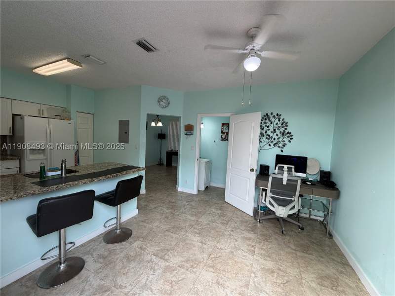 3 bedroom Townhouse at 810 NE 212th Ter 2, Sierra Ridge Condo H, Miami — photo 4