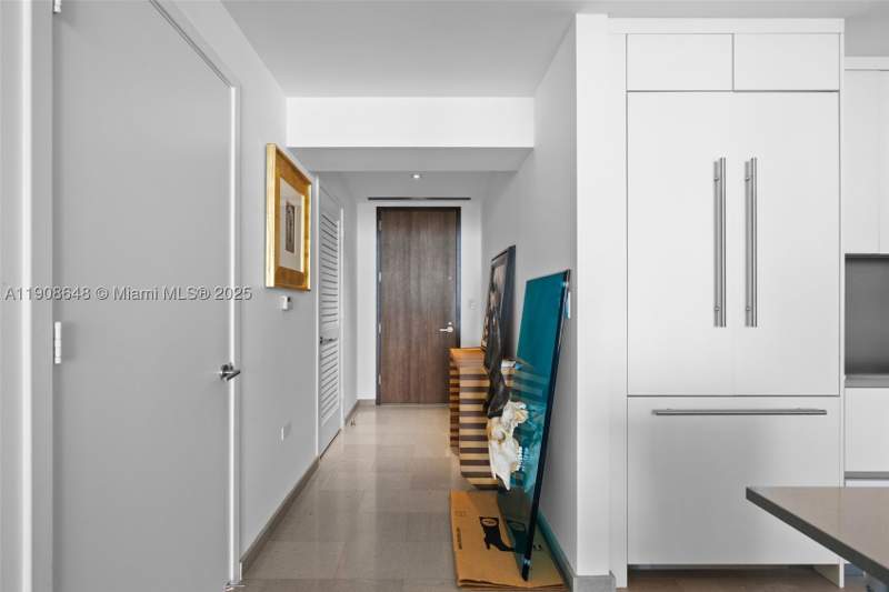 1 bedroom Condominium at 68 SE 6th St 2505, Reach Condo, Miami — photo 2