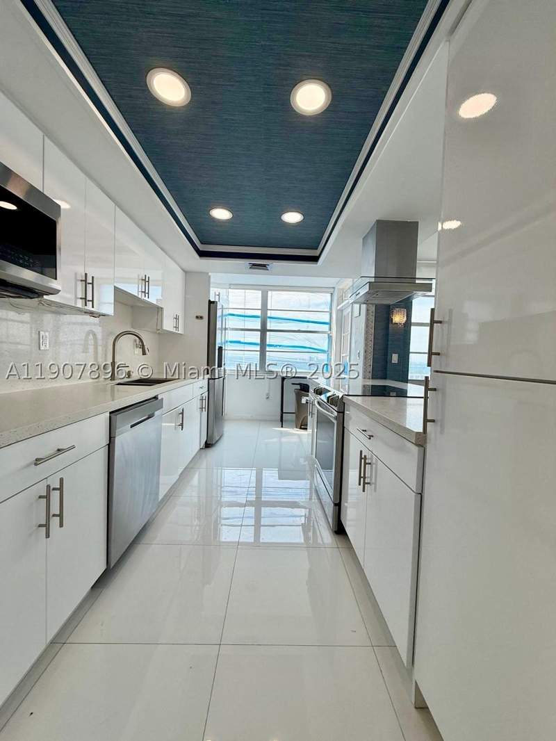 2 bedroom Condominium at 18051 Biscayne Blvd 1604, Del Prado Marina, Aventura — photo 2
