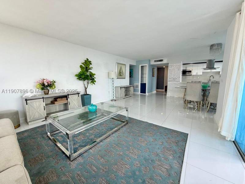 2 bedroom Condominium at 18051 Biscayne Blvd 1604, Del Prado Marina, Aventura — photo 3