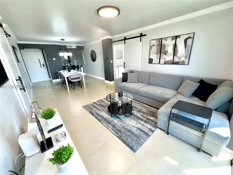 2 bedroom Condominium at 20500 W Country Club Dr 501, Biscaya III Condo, Aventura — photo 4