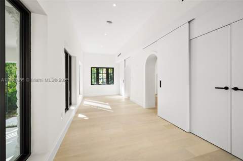 601 NE 56th St, Miami FL - photo 16 of 79