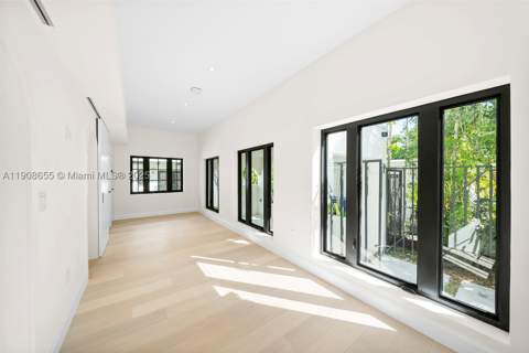 601 NE 56th St, Miami FL - photo 17 of 79