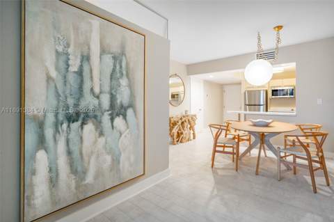 2301 Collins Ave 836, Miami Beach FL - photo 7 of 29