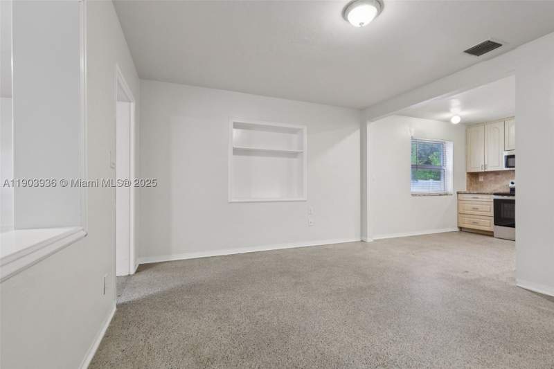 3 bedroom SingleFamilyResidence at 1213 NE 13th St, Holiday Heights, Fort Lauderdale — photo 3