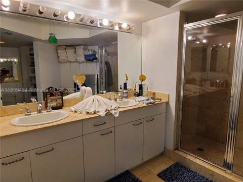 21055 Yacht Club Dr 1602, Aventura FL - photo 7 of 31
