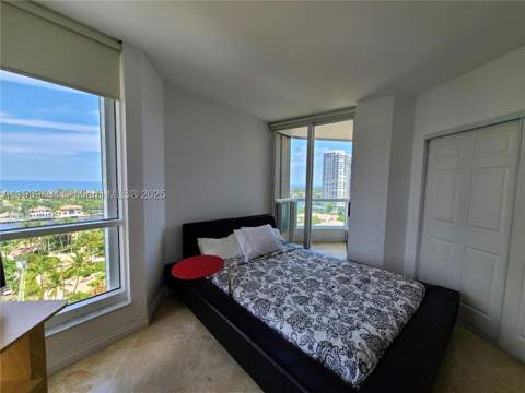 21055 Yacht Club Dr 1602, Aventura FL - photo 9 of 31