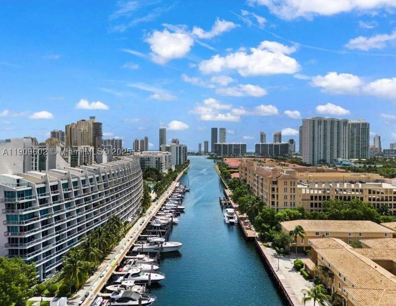 3 bedroom Condominium at 2950 NE 188th St 501, Artech Residences At Aven, Aventura — photo 2