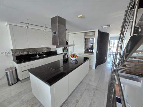 2950 NE 188th St 501, Aventura FL - photo 20 of 48