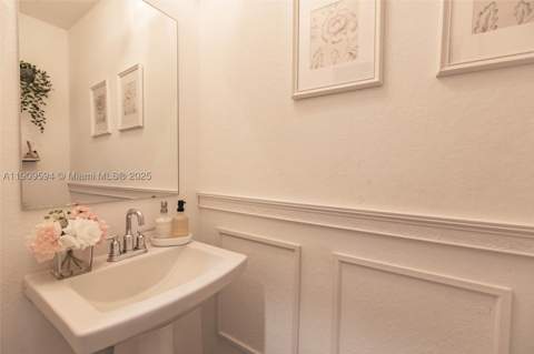 2333 SE 10th St, Homestead FL - photo 8 of 22