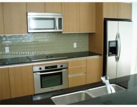1060 Brickell Ave 1701, Miami FL - photo 15 of 19