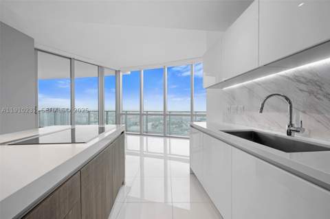851 NE 1st Ave 4204, Miami FL - photo 7 of 27
