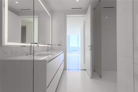 300 Biscayne Blvd Way 1003, Miami FL - photo 21 of 31