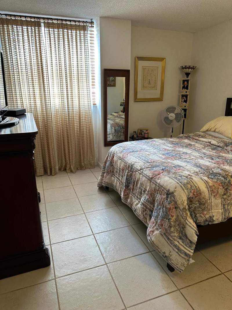2 bedroom Condominium at 2821 NE N Miami Beach Boulevard 3M, Carlton Bay Condo, North Miami Beach — photo 5