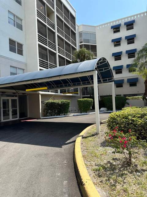 2821 NE N Miami Beach Boulevard 3M, North Miami Beach FL - photo 7 of 11