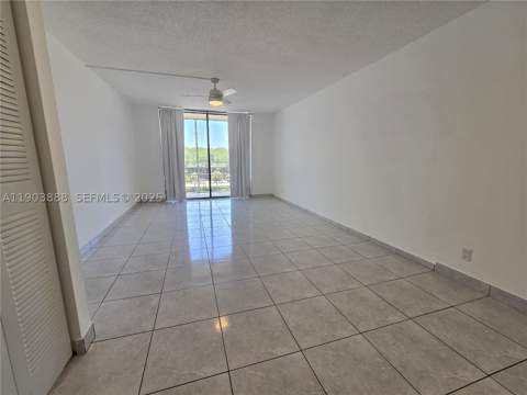 2821 N Miami Beach Blvd 5O, North Miami Beach FL - photo 6 of 19
