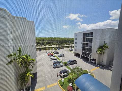 2821 N Miami Beach Blvd 5O, North Miami Beach FL - photo 9 of 19