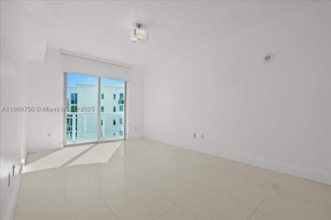 3030 NE 188 Street 604, Aventura FL - photo 8 of 24