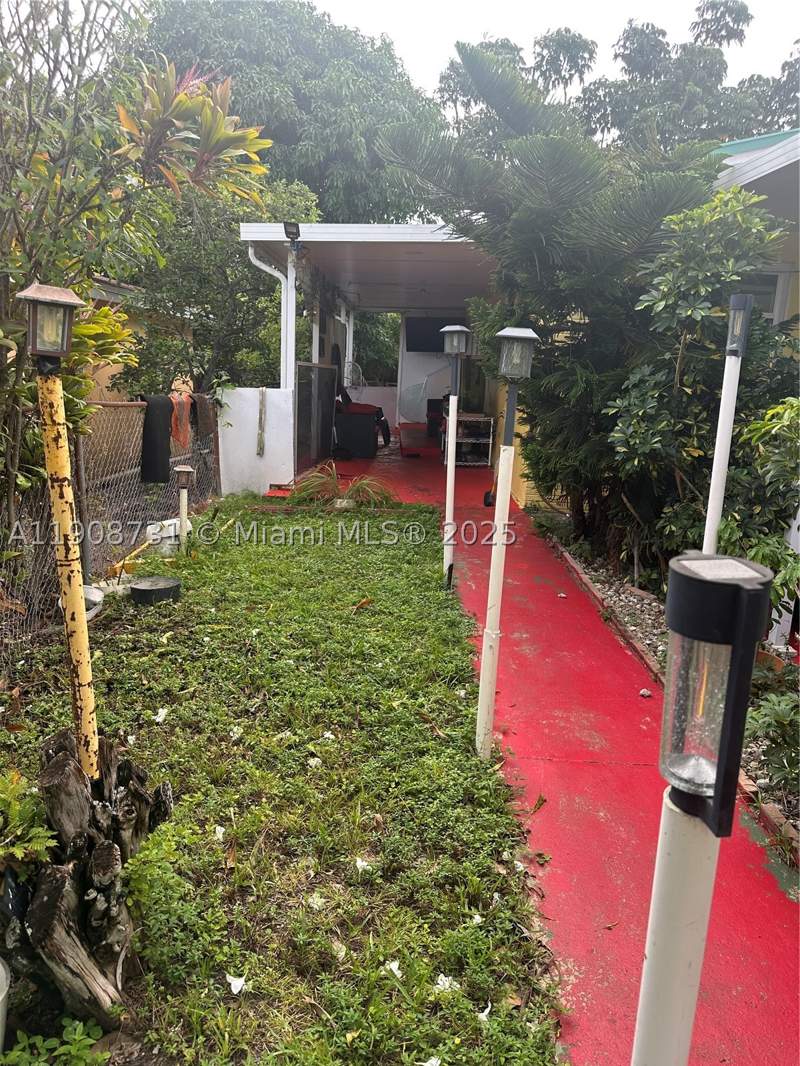 4 bedroom SingleFamilyResidence at 15151 Railroad Dr, Rainbow Gardens, Miami Gardens — photo 4