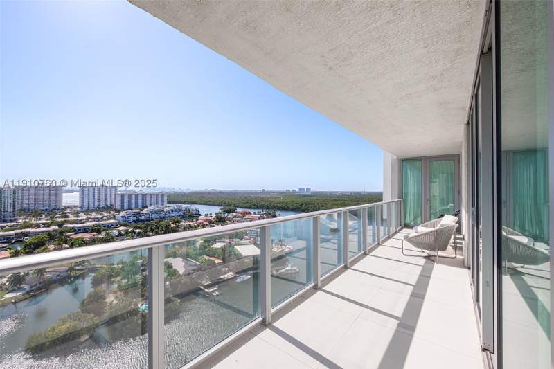 2 bedroom Condominium at 330 Sunny Isles Blvd 5-1908, Parque Towers Condo, Sunny Isles Beach — photo 2