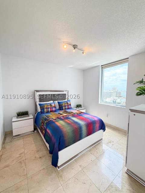 1050 Brickell Ave 1904, Miami FL - photo 11 of 27