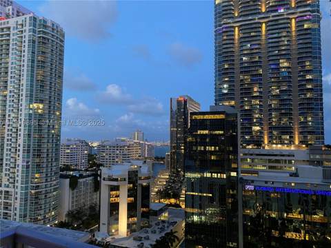 1050 Brickell Ave 1904, Miami FL - photo 22 of 27