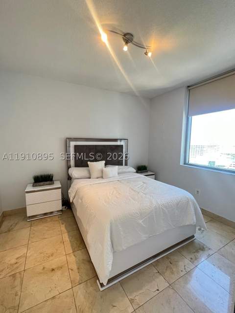 1050 Brickell Ave 1904, Miami FL - photo 9 of 27