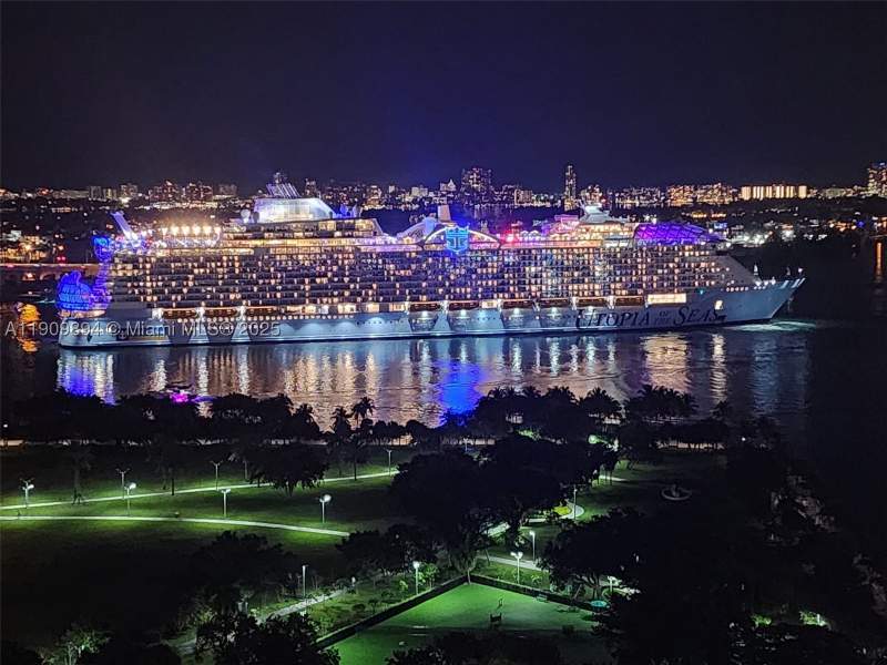 3 bedroom Condominium at 900 Biscayne Blvd 2602, 900 BISCAYNE BAY CONDO, Miami — photo 2